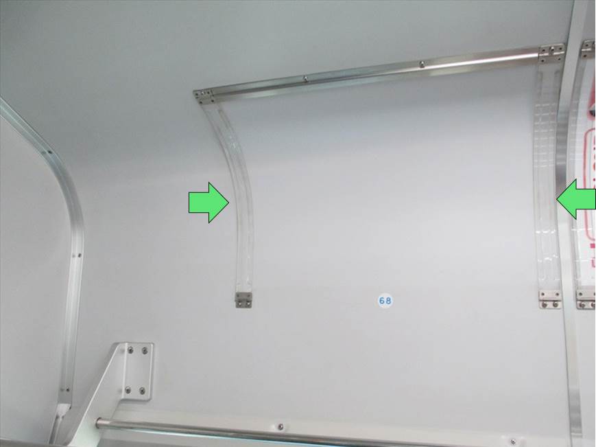 キョウエイアド 交通広告 インターサイズ まど上