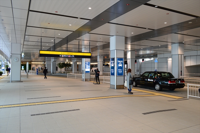 キョウエイアド 交通広告 バスタ新宿