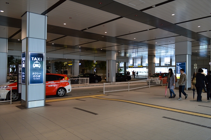 キョウエイアド 交通広告 バスタ新宿