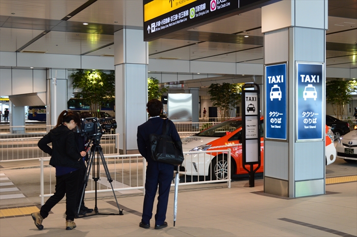 キョウエイアド 交通広告 バスタ新宿