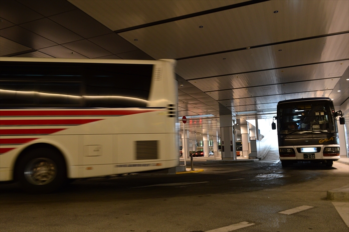 キョウエイアド 交通広告 バスタ新宿