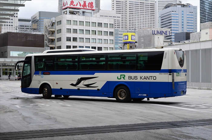 キョウエイアド 交通広告 バスタ新宿