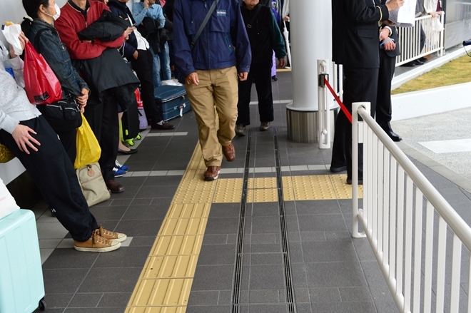 キョウエイアド 交通広告 バスタ新宿