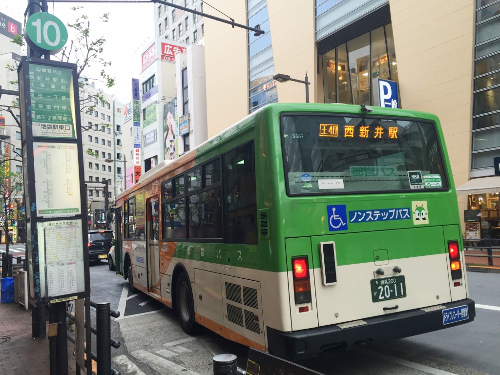 キョウエイアド 交通広告 都営バス 大型ステッカー