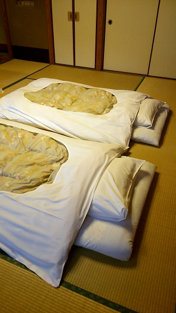 キョウエイアド 交通広告　駅ばりボード　大きさランキング