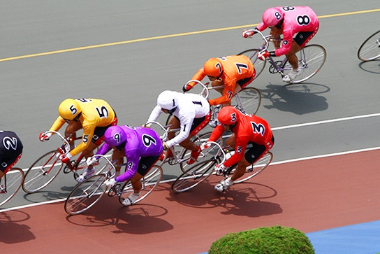 〇〇駅まとめ 公営競技 最寄り駅 キョウエイアド 交通広告